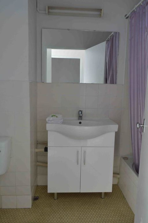 Perth Rita's Retreat - VIC Tourism 3