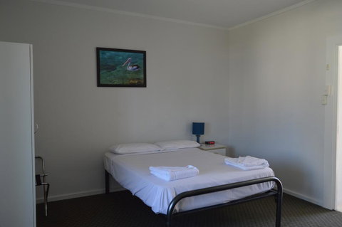 Perth Rita's Retreat - VIC Tourism 0