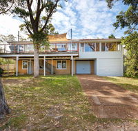 Pet Friendly 4 Bedroom Holiday Home - River Views - VIC Tourism