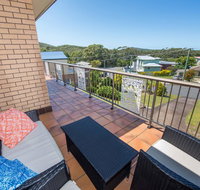 Pet Friendly Lentara St 8 - Fingal Bay - VIC Tourism