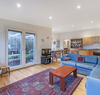 Plovers Rest - central 3 bedroom cottage with small orchard - VIC Tourism