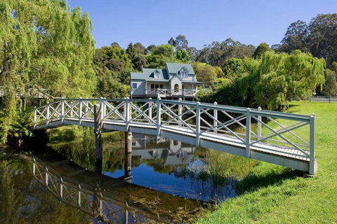 PLUM TREE COTTAGE - Spa Cottage With Woodfire - VIC Tourism 0