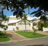 Poinciana Terraces - VIC Tourism
