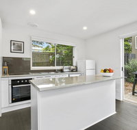 Point Roadknight Villa 3 - VIC Tourism