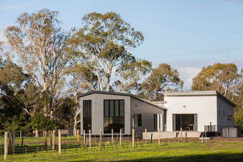 Pomonal Estate Mt Cassell Villa - VIC Tourism 0