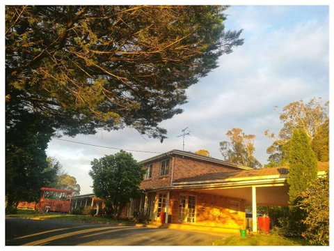 Poplars Inn Mittagong - VIC Tourism 0