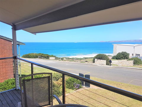 Port Elliot Meridian - VIC Tourism 1