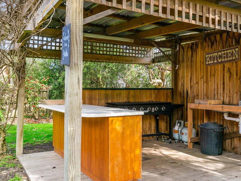 Powlett Place - VIC Tourism 3