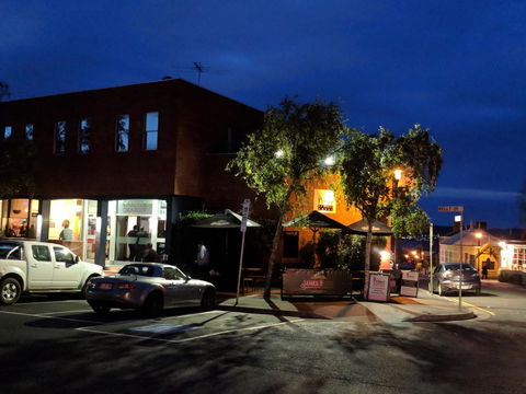 Prince Of Wales Hotel - VIC Tourism 0