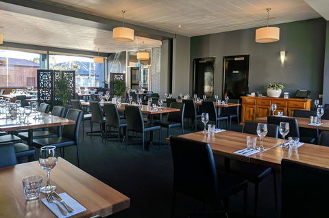 Prince Of Wales Hotel - VIC Tourism 1