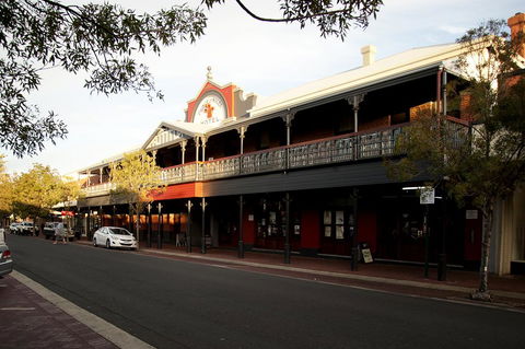 Prince Of Wales Hotel, Bunbury - VIC Tourism 0