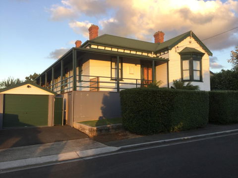Pump Jack B&B - VIC Tourism 0