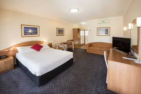 Quality Inn Penrith Sydney - VIC Tourism 2
