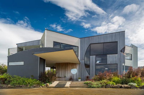 Quarry Hill Lookout - VIC Tourism 0