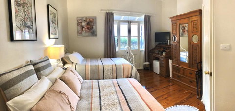 QUILTY HOUSE (Formerly Beethovens) - VIC Tourism 1