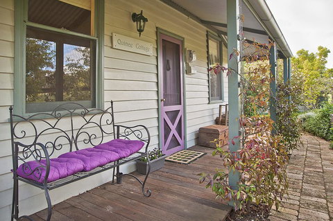 Quince Cottage - VIC Tourism 0