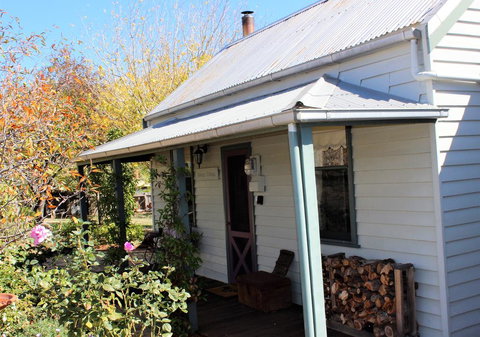 Quince Cottage - VIC Tourism 1