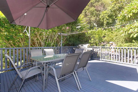 Randall Family Retreat, 22B Randall Drive - VIC Tourism 3