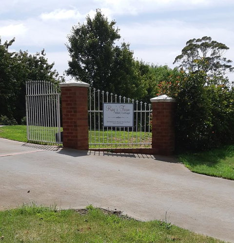 Ray's Farm - VIC Tourism 3