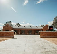 Red Waratah Accommodation - VIC Tourism