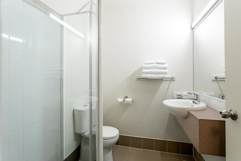 Redcliffe Motor Inn - VIC Tourism 2