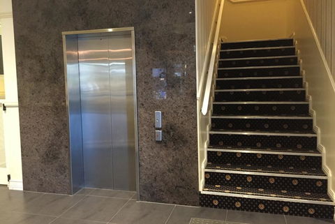 Redearth Boutique Hotel - VIC Tourism 2