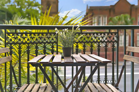 REDFERN 3 BEDROOM APARTMENT FREE PARKING WALK TO CENTRAL STATION NRE187 - VIC Tourism 1