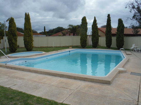 Restawile Motel - VIC Tourism 0