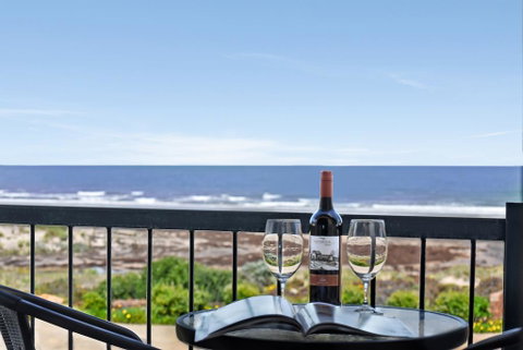 Right On The Beach @ Moana - VIC Tourism 1
