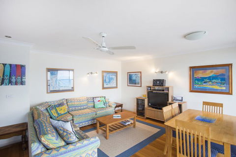 Riley 2/2 - Mollymook - VIC Tourism 2