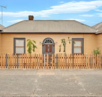 Robinson Cottage - VIC Tourism