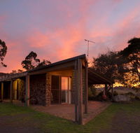 Rockbank Retreat - VIC Tourism