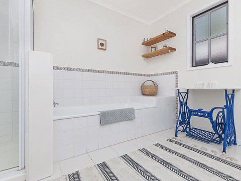 Rossanna - VIC Tourism 1