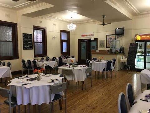 Royal Hotel Condobolin - VIC Tourism 2