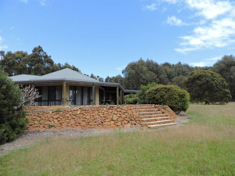 Rural Hideaway - Yallingup - VIC Tourism 1