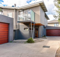 Rye Beach Executive Style - VIC Tourism