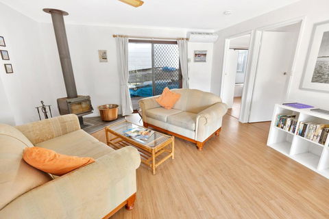 Sakseide-House - VIC Tourism 2