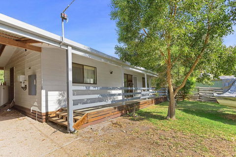 Sakseide-House - VIC Tourism 0