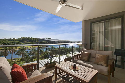Saltwater Suites - 1,2 & 3 Bed Waterfront Apartments - VIC Tourism 2