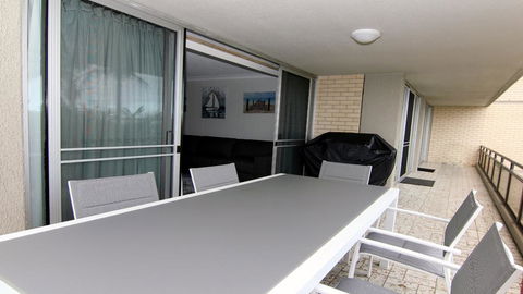 Sandbar 102 - Forster Main Beach - VIC Tourism 3