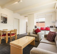Sandbelt Club Hotel - VIC Tourism