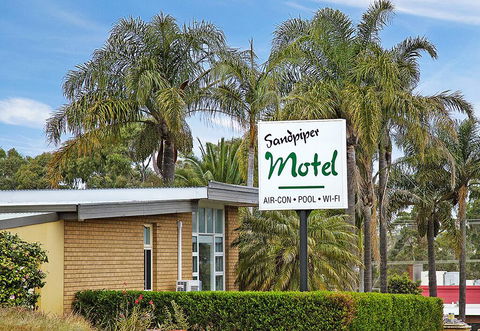 Sandpiper Motel Ulladulla - VIC Tourism 0