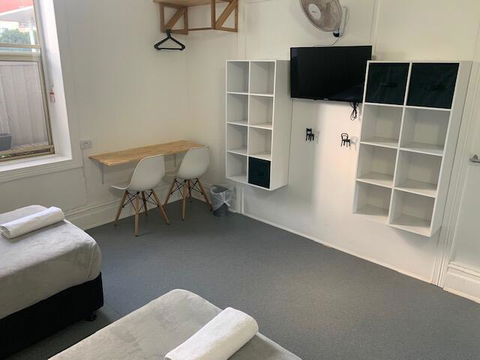 Sandy Bottoms Guesthouse - VIC Tourism 3
