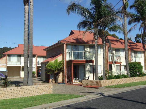 Sapphire Court - VIC Tourism 0