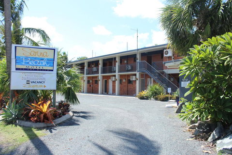 Sarina Beach Motel - VIC Tourism 2
