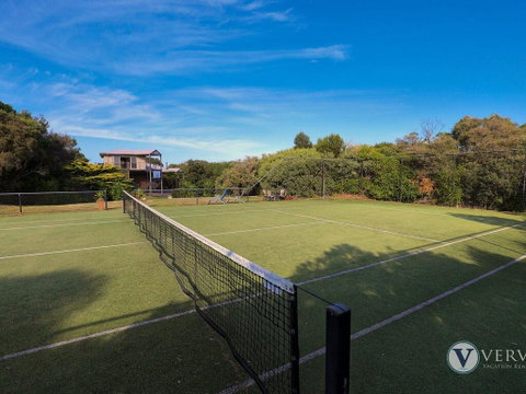 Sea Ranch - Tennis Court And Spa! - VIC Tourism 2