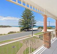 SEASCAPE - An Enticing Lakeside Escape - VIC Tourism