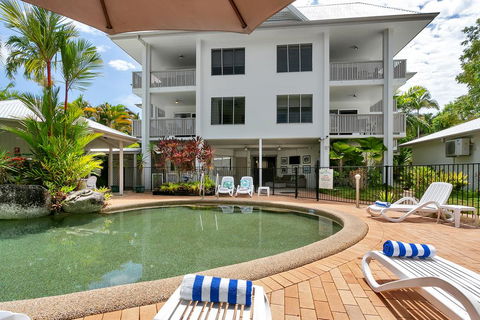 Seascape Holidays At The Queenslander - VIC Tourism 1