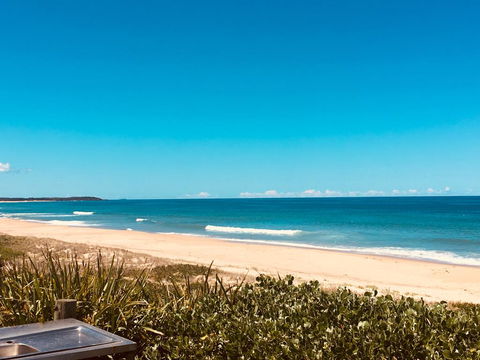 Seashells Beachfront Resort - VIC Tourism 3