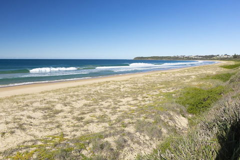 Seashells Beachfront Resort - VIC Tourism 2